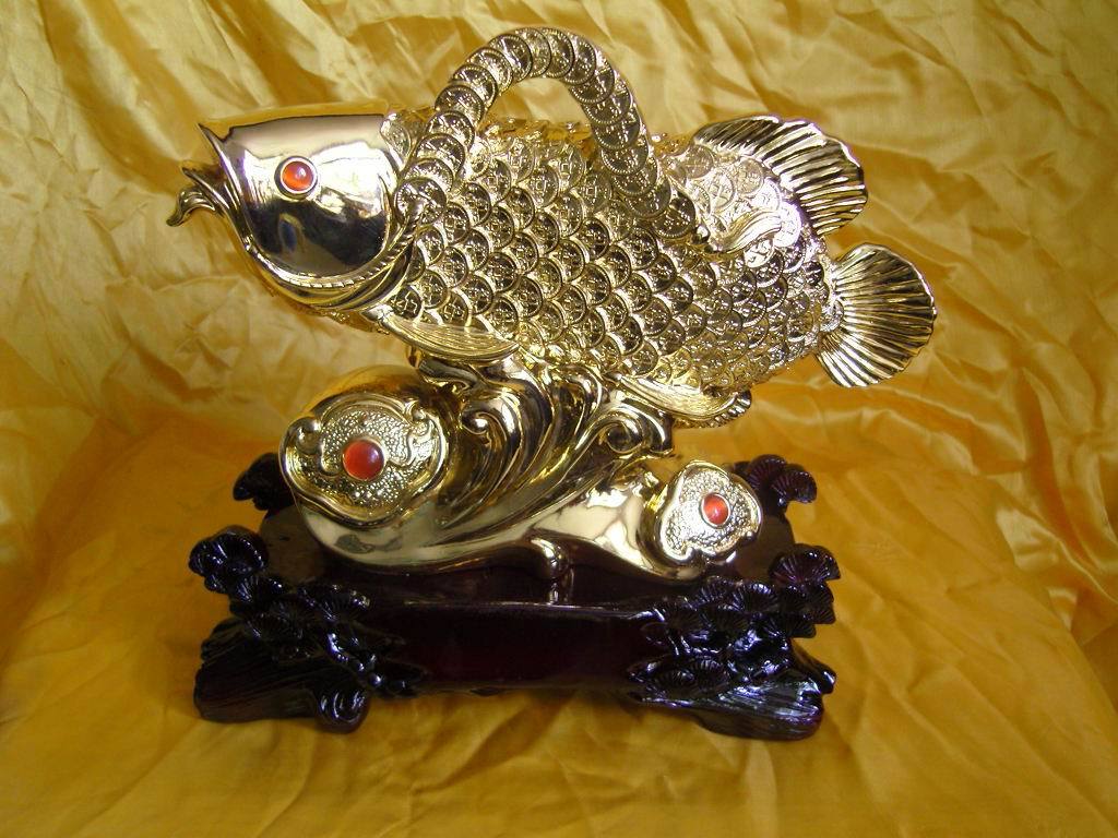 【厂家供应 吉祥物饰品 11寸招财金龙鱼】价格,厂家,图片,金属工艺品,深圳市花想容礼品-